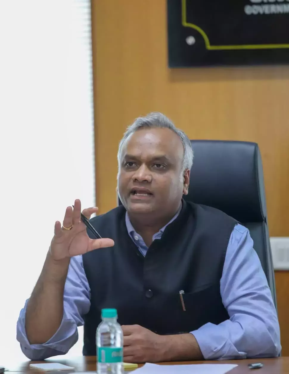 Karnataka : प्रियांक खड़गे ने लीडरशिप और स्टेबिलिटी के दावों को लेकर BJP की आलोचना की Karnataka : प्रियांक खड़गे ने लीडरशिप और स्टेबिलिटी के दावों को लेकर BJP की आलोचना की