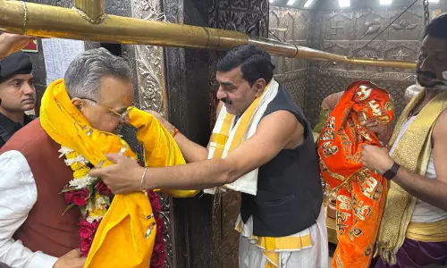 डॉ रमन सिंह सपरिवार उज्जैन पहुंचे, श्री महाकाल के दर्शन किए