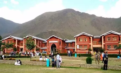 IUST ने जलवायु परिवर्तन अनुकूलन पर क्षमता निर्माण कार्यशाला आयोजित की