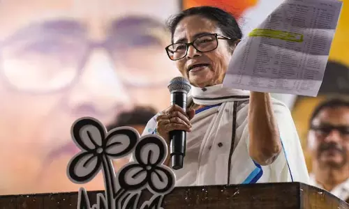 Mamata Banerjee का सबसे बड़ा चुनावी हमला तृणमूल के लिए क्यों उल्टा पड़ सकता है Mamata Banerjee का सबसे बड़ा चुनावी हमला तृणमूल के लिए क्यों उल्टा पड़ सकता है