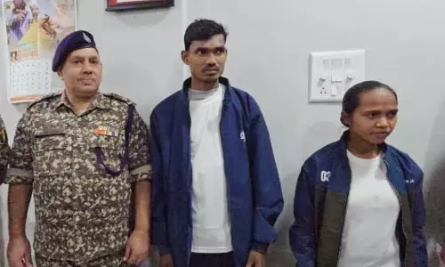 CG BREAKING: 20 लाख के इनामी नक्सली दंपती ने किया आत्मसमर्पण