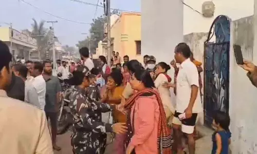 Medchal के जवाहर नगर में हाइड्रा ने घरों को तबाह कर दिया Medchal के जवाहर नगर में हाइड्रा ने घरों को तबाह कर दिया