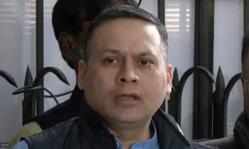 पश्चिम बंगाल: एसआईआर में अनियमितताओं को लेकर भाजपा प्रतिनिधिमंडल चुनाव आयोग से मिला