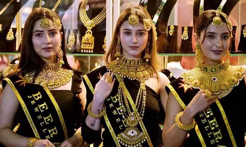 Gold की कीमतें दो हफ़्ते के हाई पर पहुंचीं, चांदी की कीमतें भी बढ़ीं