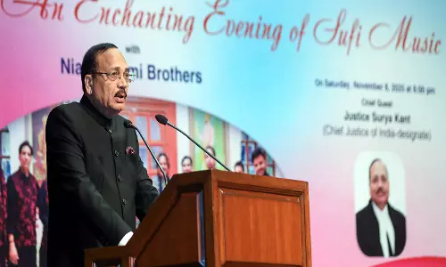 CJI Surya Kant ने दिल्ली में वायु प्रदूषण के कारण सुबह की सैर में कठिनाई व्यक्त की CJI Surya Kant ने दिल्ली में वायु प्रदूषण के कारण सुबह की सैर में कठिनाई व्यक्त की