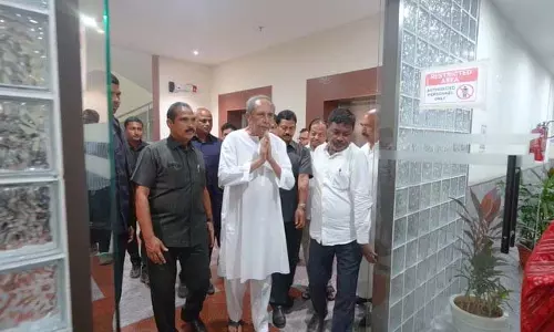 ओडिशा: BJD प्रमुख नवीन पटनायक ने विधानसभा शीतकालीन सत्र से पहले विधायक दल की बैठक की अध्यक्षता