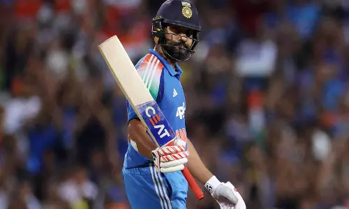 रोहित शर्मा ICC की नवीनतम वनडे रैंकिंग में शीर्ष स्थान पर लौटे रोहित शर्मा ICC की नवीनतम वनडे रैंकिंग में शीर्ष स्थान पर लौटे