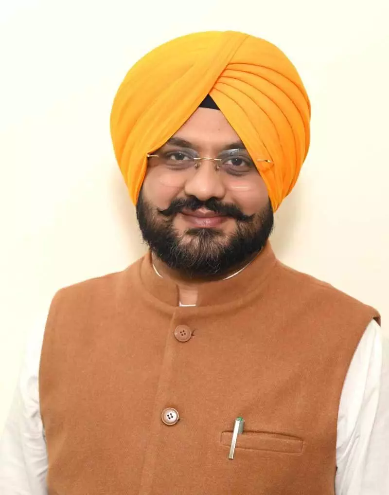 पेंटिंग विवाद में पेश होने के लिए सोंड ने Akal Takht से एक हफ्ते का समय मांगा पेंटिंग विवाद में पेश होने के लिए सोंड ने Akal Takht से एक हफ्ते का समय मांगा