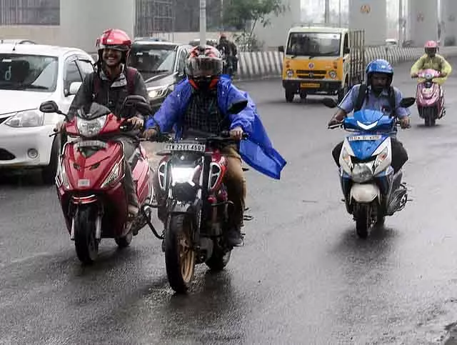 Tamil Nadu में 29, 30 नवंबर, 1 दिसंबर को बारिश होगी किन जिलों में? Tamil Nadu में 29, 30 नवंबर, 1 दिसंबर को बारिश होगी किन जिलों में?
