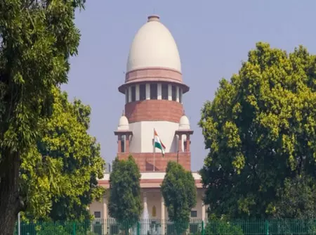 केरल, पश्चिम बंगाल और तमिलनाडु में SIR पर सुप्रीम कोर्ट ने चुनाव आयोग से मांगा जवाब केरल, पश्चिम बंगाल और तमिलनाडु में SIR पर सुप्रीम कोर्ट ने चुनाव आयोग से मांगा जवाब