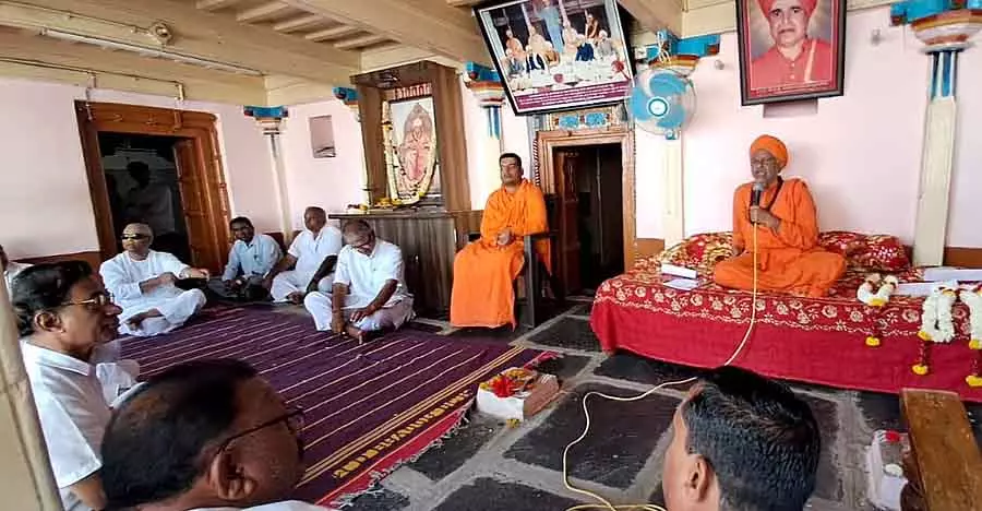 Bagalkot: टेकिना मठ के भिक्षुओं का राज्याभिषेक 8 फरवरी को मनाया जाएगा Bagalkot: टेकिना मठ के भिक्षुओं का राज्याभिषेक 8 फरवरी को मनाया जाएगा