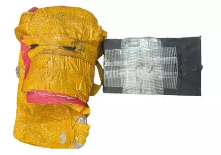 पाकिस्तानी हैंडलर से जुड़े दो तस्कर गिरफ्तार, IED बरामद पाकिस्तानी हैंडलर से जुड़े दो तस्कर गिरफ्तार, IED बरामद