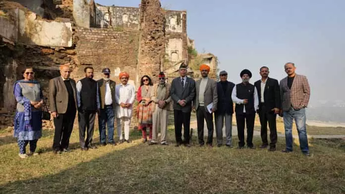 हेरिटेज वीक की गतिविधियों और दरबार मूव से जम्मू पर्यटन को कोई फायदा नहीं: DSS हेरिटेज वीक की गतिविधियों और दरबार मूव से जम्मू पर्यटन को कोई फायदा नहीं: DSS