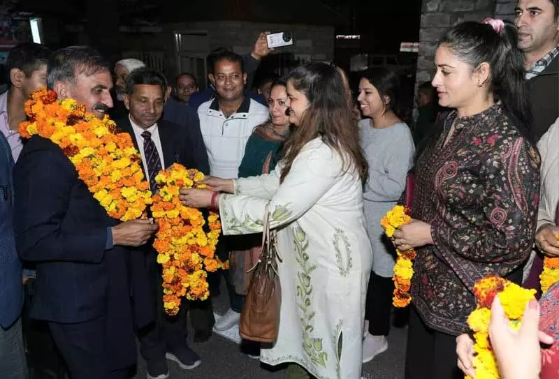 बीजेपी लाइमलाइट में बने रहने के लिए फालतू मुद्दे उठा रही है: CM Sukhu बीजेपी लाइमलाइट में बने रहने के लिए फालतू मुद्दे उठा रही है: CM Sukhu