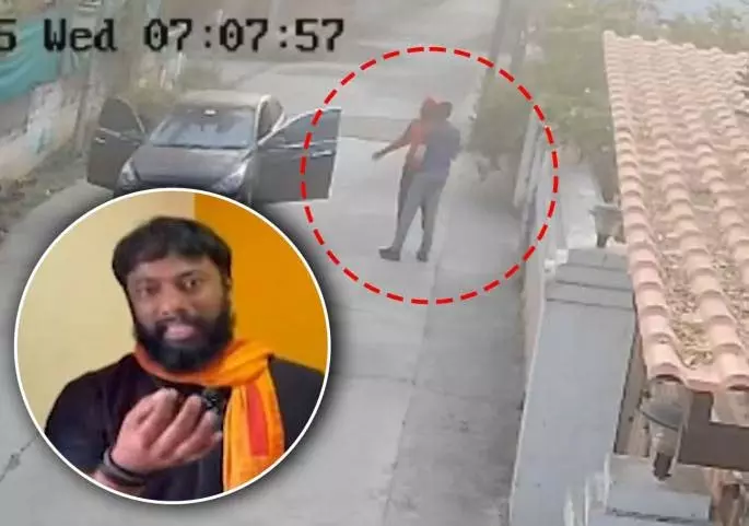 Morning Walk के दौरान कार में कांग्रेस नेता की पिटाई, आरोपी का वीडियो सामने आया Morning Walk के दौरान कार में कांग्रेस नेता की पिटाई, आरोपी का वीडियो सामने आया