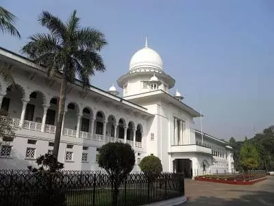 बांग्लादेश आईसीटी के मुख्य अभियोजक पर बचाव पक्ष के वकील को धमकी देने का आरोप बांग्लादेश आईसीटी के मुख्य अभियोजक पर बचाव पक्ष के वकील को धमकी देने का आरोप