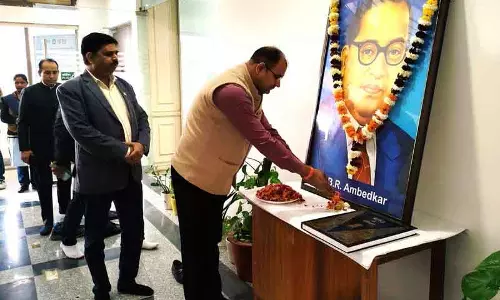 Sonepat लॉ यूनिवर्सिटी इवेंट में लोकतांत्रिक सिद्धांतों और नागरिक कर्तव्यों का जश्न