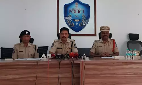 Hyderabad में नकली IAS अधिकारी बनकर ठगी करने वाला गिरफ्तार