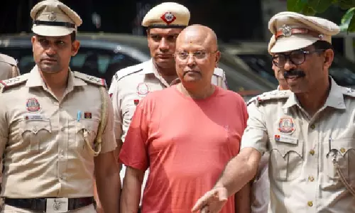 Delhi: छेड़छाड़ केस में कार्रवाई तेज, ‘स्वामी’ चैतन्यानंद समेत चार पर आरोप पत्र