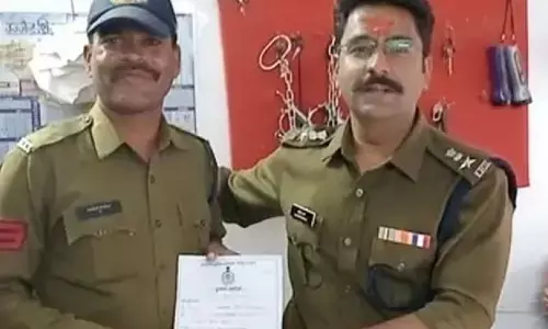 Ujjain: उज्जैन में अच्छे पुलिसकर्मी अब तुरंत मिलेंगे सम्मान और प्रमाणपत्र Ujjain: उज्जैन में अच्छे पुलिसकर्मी अब तुरंत मिलेंगे सम्मान और प्रमाणपत्र
