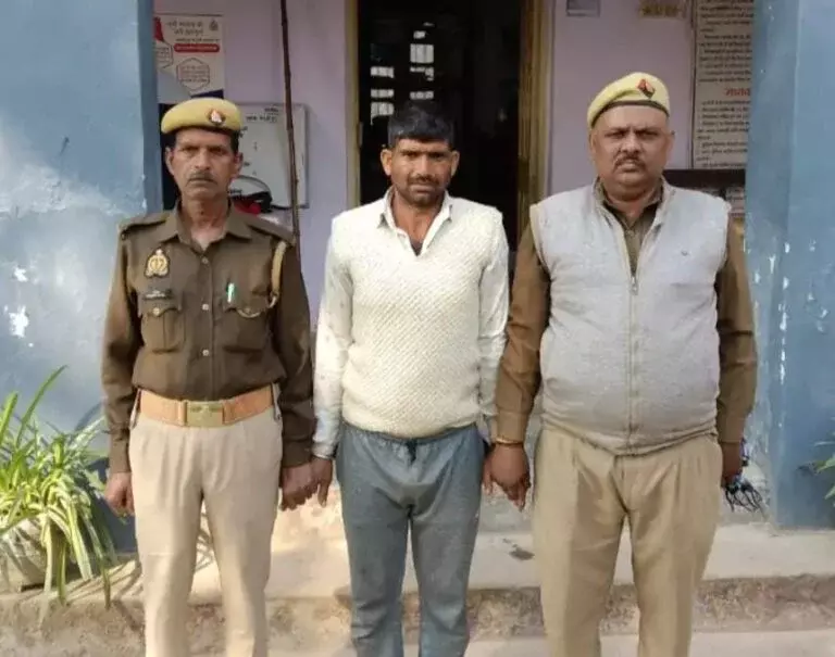 Rajepur: पुलिस की जांच में फरार बारंटी पकड़ा गया