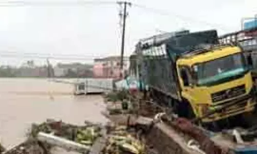 Hanoi वियतनाम में बाढ़ से मरने वालों की संख्या बढ़कर 98 हुई