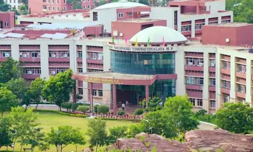Bhopal: वित्तीय अनियमितताओं को लेकर RGPV में सस्पेंस, CBI जांच की आवाज़ Bhopal: वित्तीय अनियमितताओं को लेकर RGPV में सस्पेंस, CBI जांच की आवाज़