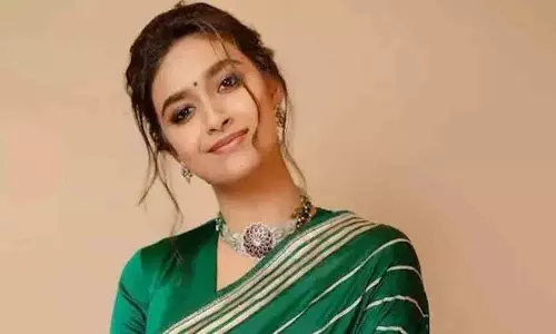 Deepika Padukone के 8 घंटे काम की मांग वाले विवाद पर कीर्ति सुरेश ने तोड़ी चुप्पी Deepika Padukone के 8 घंटे काम की मांग वाले विवाद पर कीर्ति सुरेश ने तोड़ी चुप्पी