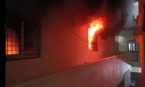 Nizamabad में तेलंगाना ग्रामीण बैंक में भीषण आग लगने की घटना Nizamabad में तेलंगाना ग्रामीण बैंक में भीषण आग लगने की घटना