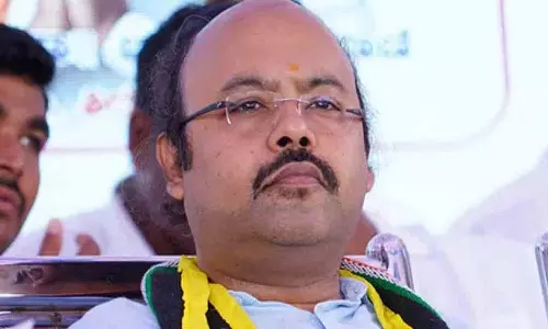 कर्नाटक में पांच साल पूरे होने तक मेरे पिता ही CM रहेंगे: यतींद्र सिद्धारमैया कर्नाटक में पांच साल पूरे होने तक मेरे पिता ही CM रहेंगे: यतींद्र सिद्धारमैया
