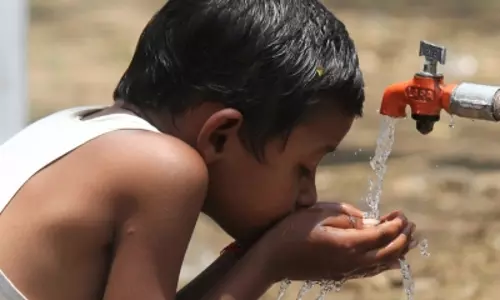 जल जीवन मिशन: केंद्र ने Bengal को फंड देने के लिए रखीं कड़ी शर्तें जल जीवन मिशन: केंद्र ने Bengal को फंड देने के लिए रखीं कड़ी शर्तें