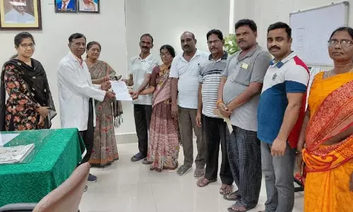 Srinivas Goud का शव नलगोंडा मेडिकल कॉलेज को सौंप दिया गया