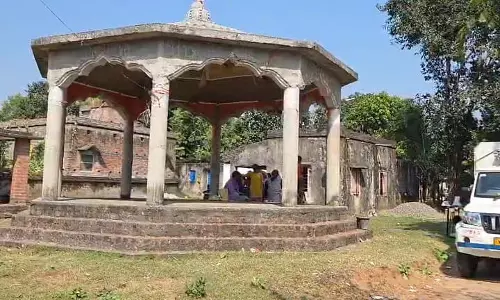 जल जीवन मिशन के बावजूद Bankura के गांवों में 3 साल से पानी नहीं जल जीवन मिशन के बावजूद Bankura के गांवों में 3 साल से पानी नहीं
