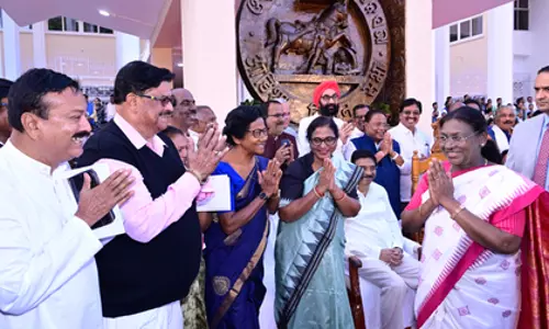 राष्ट्रपति ने विधायकों से 2036 तक समृद्ध Odisha बनाने का आग्रह किया राष्ट्रपति ने विधायकों से 2036 तक समृद्ध Odisha बनाने का आग्रह किया