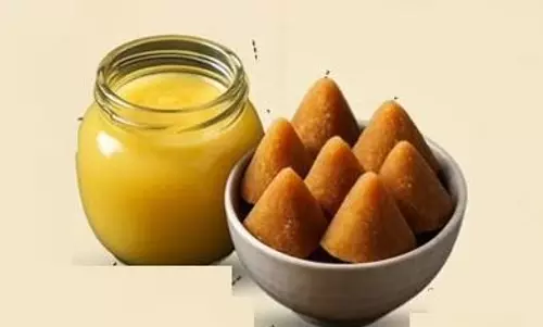 सर्दियों में होने वाली समस्याओं का शत्रु घी-गुड़, चेहरे पर निखार तो मिलती है एनर्जी सर्दियों में होने वाली समस्याओं का शत्रु घी-गुड़, चेहरे पर निखार तो मिलती है एनर्जी