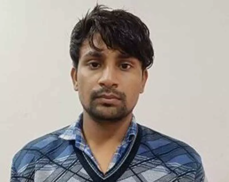 Red Fort blast: पनाह देने वाले Faridabad के आरोपी को 10 दिन की NIA कस्टडी Red Fort blast: पनाह देने वाले Faridabad के आरोपी को 10 दिन की NIA कस्टडी