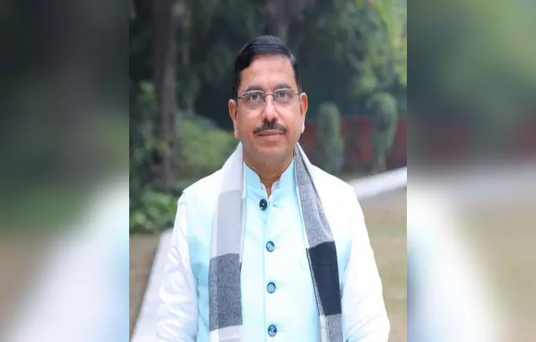 प्रधानमंत्री मोदी समेत कई कैबिनेट मंत्रियों ने प्रल्हाद जोशी को जन्मदिन की बधाई दी प्रधानमंत्री मोदी समेत कई कैबिनेट मंत्रियों ने प्रल्हाद जोशी को जन्मदिन की बधाई दी