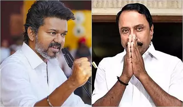 MLA पद से इस्तीफा देने के बाद सेंगोट्टैयन ने विजय से मुलाकात की MLA पद से इस्तीफा देने के बाद सेंगोट्टैयन ने विजय से मुलाकात की