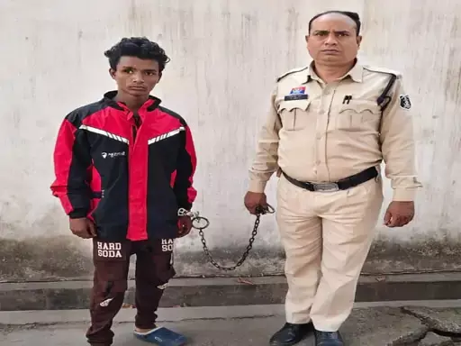 रायपुर: लूट की वारदात का आरोपी पकड़ाया, ये बात पता चली! रायपुर: लूट की वारदात का आरोपी पकड़ाया, ये बात पता चली!