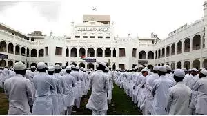 Panipat: पानीपत में मदरसे में युवक ने मचाया उत्पात Panipat: पानीपत में मदरसे में युवक ने मचाया उत्पात