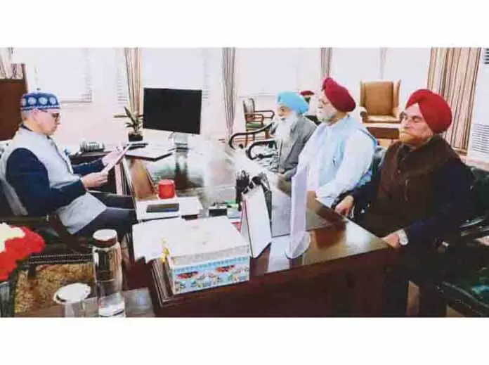 ASTI टीम ने CM से मुलाकात की, लोकल माइक्रो इंडस्ट्रीज़ के सामने आने वाली चुनौतियों पर चर्चा की ASTI टीम ने CM से मुलाकात की, लोकल माइक्रो इंडस्ट्रीज़ के सामने आने वाली चुनौतियों पर चर्चा की