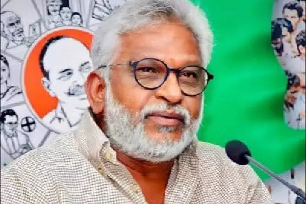 Subba Reddy की अपील: तिरुमाला मंदिर को राजनीति में न घसीटे टीडीपी Subba Reddy की अपील: तिरुमाला मंदिर को राजनीति में न घसीटे टीडीपी