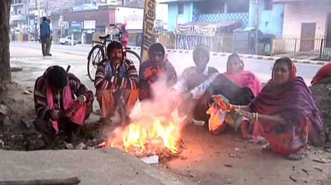 ओडिशा में सर्दी की वापसी के साथ छह जगहों पर तापमान 10°C से नीचे ओडिशा में सर्दी की वापसी के साथ छह जगहों पर तापमान 10°C से नीचे