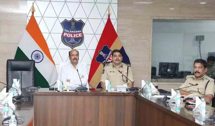 पंचायत चुनाव शांतिपूर्ण और निष्पक्ष तरीके से होने चाहिए: DGP शिवधर रेड्डी पंचायत चुनाव शांतिपूर्ण और निष्पक्ष तरीके से होने चाहिए: DGP शिवधर रेड्डी