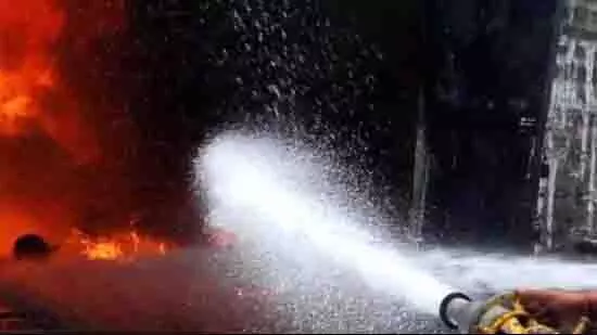 असम: श्रीभूमि में LPG सिलेंडर फटने से 20 लोग घायल, 18 की हालत गंभीर असम: श्रीभूमि में LPG सिलेंडर फटने से 20 लोग घायल, 18 की हालत गंभीर