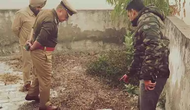 पंजाब पुलिस ने RSS नेता के बेटे की हत्या के आरोपी को मार गिराया पंजाब पुलिस ने RSS नेता के बेटे की हत्या के आरोपी को मार गिराया