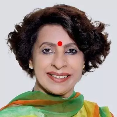 सोशल मीडिया प्लेटफॉर्म पर फ्रेंडशिप को लेकर सावधानी बरतें महिलाएं: रेणु भाटिया सोशल मीडिया प्लेटफॉर्म पर फ्रेंडशिप को लेकर सावधानी बरतें महिलाएं: रेणु भाटिया