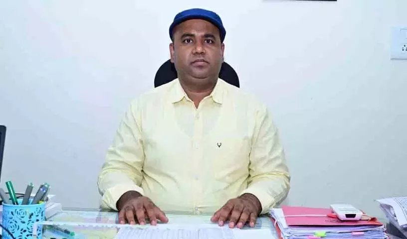 कलेक्टर ने वोटर्स से आसान वोटिंग के लिए Te Poll ऐप डाउनलोड करने की अपील की कलेक्टर ने वोटर्स से आसान वोटिंग के लिए Te Poll ऐप डाउनलोड करने की अपील की