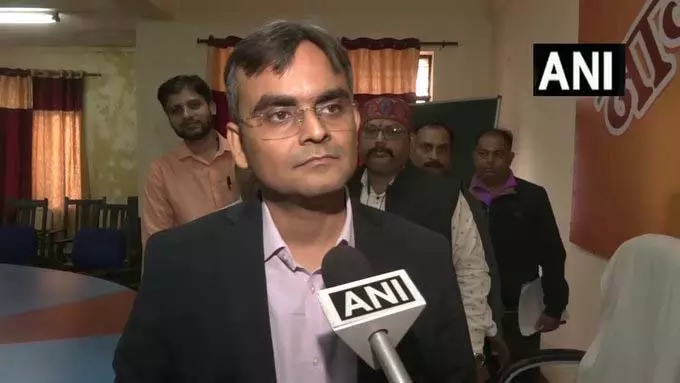 वाराणसी में विशेष गहन पुनरीक्षण 2026 जारी, डीएम सत्येंद्र कुमार ने बताया मतदान गणना चरण की स्थिति वाराणसी में विशेष गहन पुनरीक्षण 2026 जारी, डीएम सत्येंद्र कुमार ने बताया मतदान गणना चरण की स्थिति