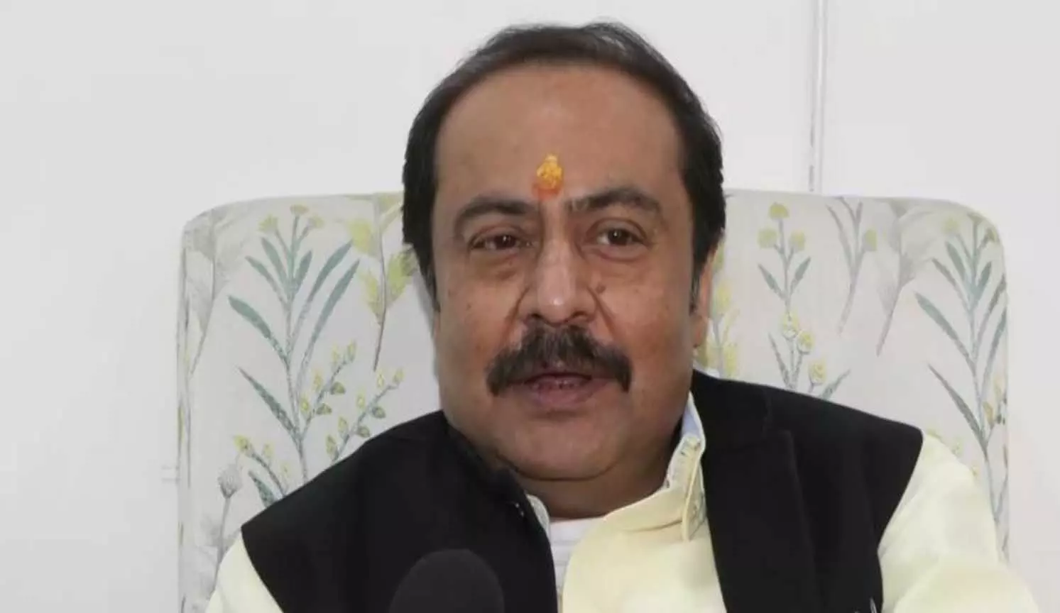 पश्चिम बंगाल में SIR पर भाजपा ने कहा, BLO को TMC के अत्याचार का सामना करना पड़ रहा पश्चिम बंगाल में SIR पर भाजपा ने कहा, BLO को TMC के अत्याचार का सामना करना पड़ रहा